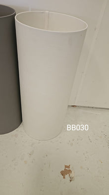 Tall round box in white for long-stemmed arrangements